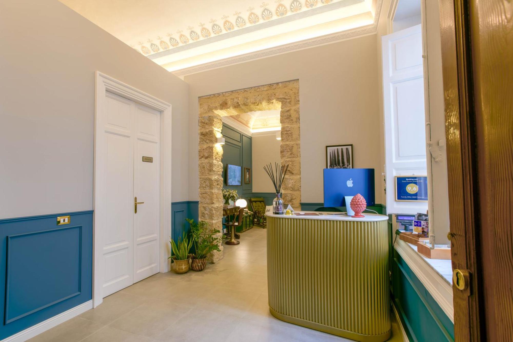 Bed & Breakfast Family Affair Luxury Rooms&suites 2*